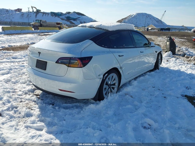 2022 TESLA MODEL 3 5YJ3E1EA5NF321322 Photo 3