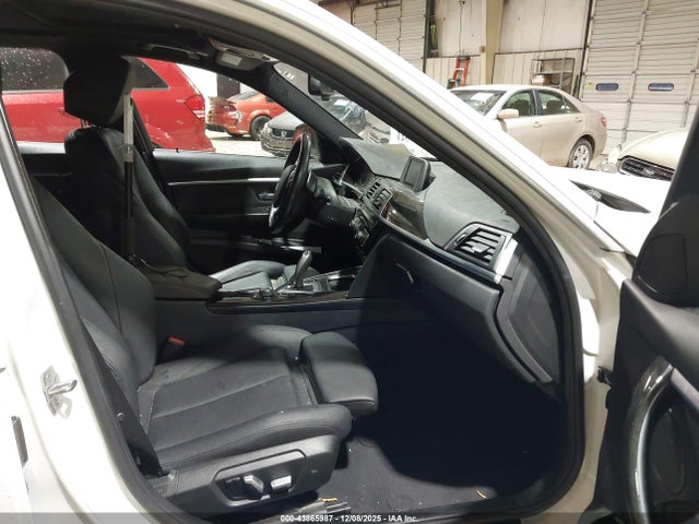 2017 BMW 330E WBA8E1C36HA158815 Photo 4