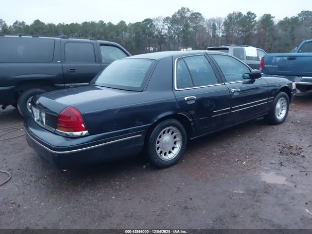 1999 FORD CROWN VICTORIA 2FAFP74W0XX123294 Photo 3