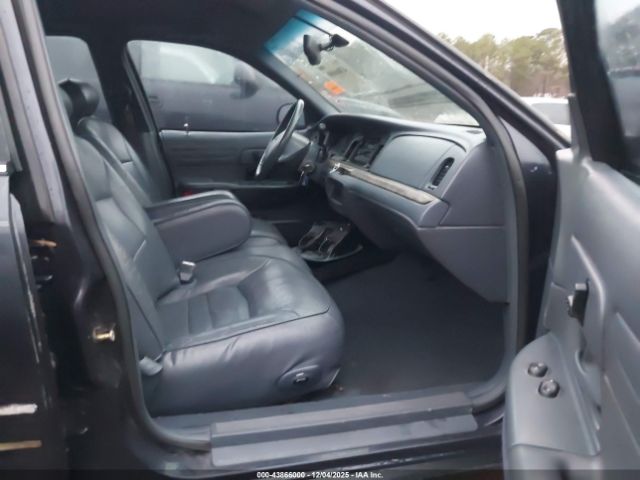 1999 FORD CROWN VICTORIA 2FAFP74W0XX123294 Photo 4