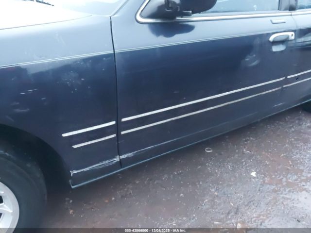 1999 FORD CROWN VICTORIA 2FAFP74W0XX123294 Photo 5