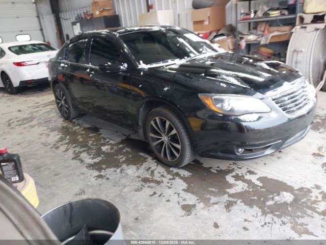 2013 CHRYSLER 200 1C3CCBBB4DN773131