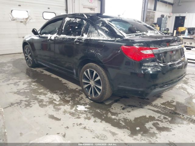 2013 CHRYSLER 200 1C3CCBBB4DN773131 Photo 2