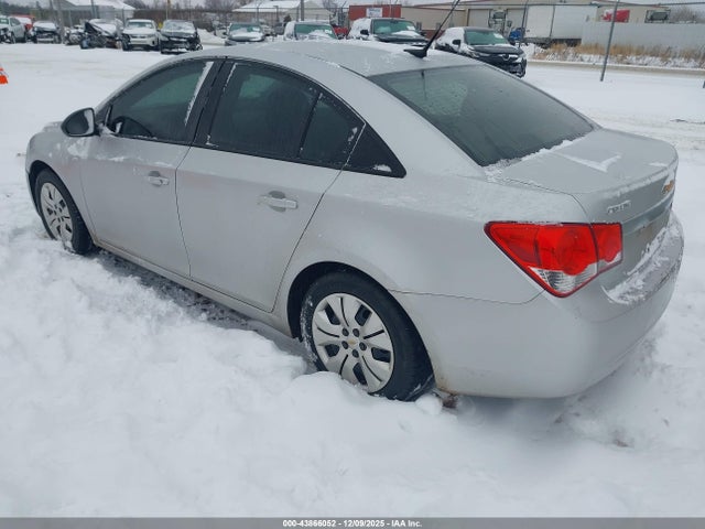 2013 CHEVROLET CRUZE 1G1PA5SH6D7298068 Photo 2
