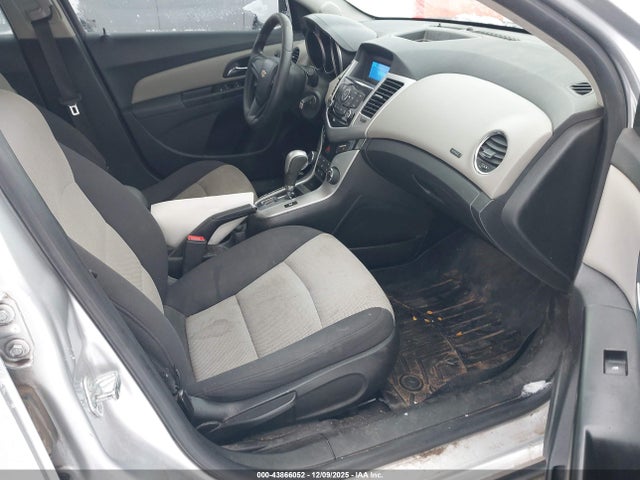 2013 CHEVROLET CRUZE 1G1PA5SH6D7298068 Photo 4