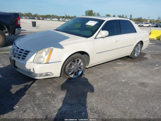 2011 CADILLAC DTS 1G6KD5E65BU141278 Photo 1