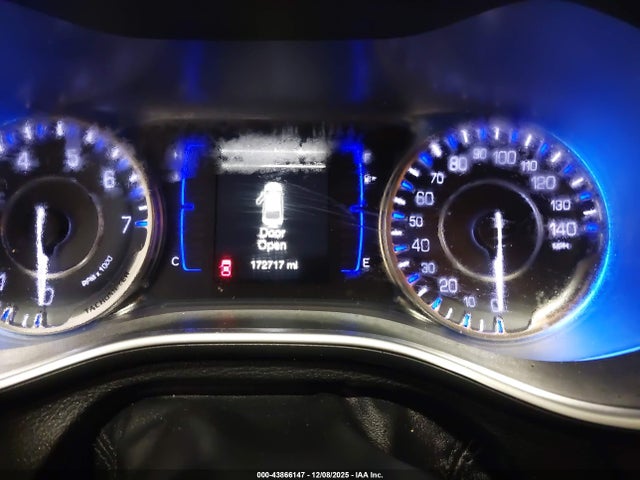Chrysler 200 Limited 2016 1C3CCCAB3GN113805 Image 7