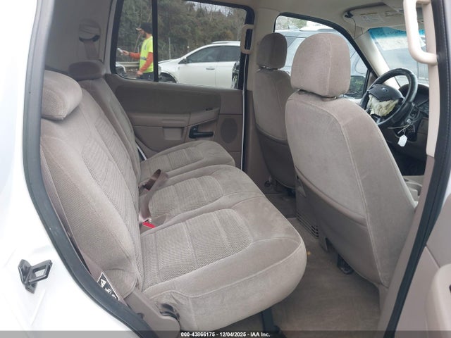 2002 FORD EXPLORER 1FMZU63E72UC90041 Photo 7