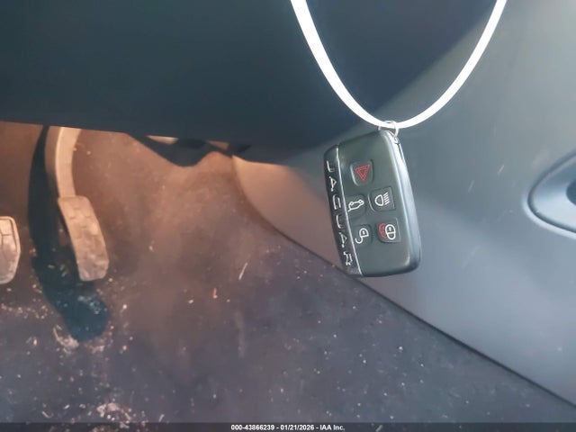 2020 JAGUAR F-PACE SADCJ2FX2LA662160 Photo 10