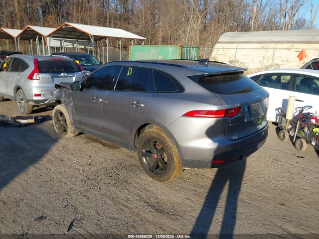 2020 JAGUAR F-PACE SADCJ2FX2LA662160 Photo 2