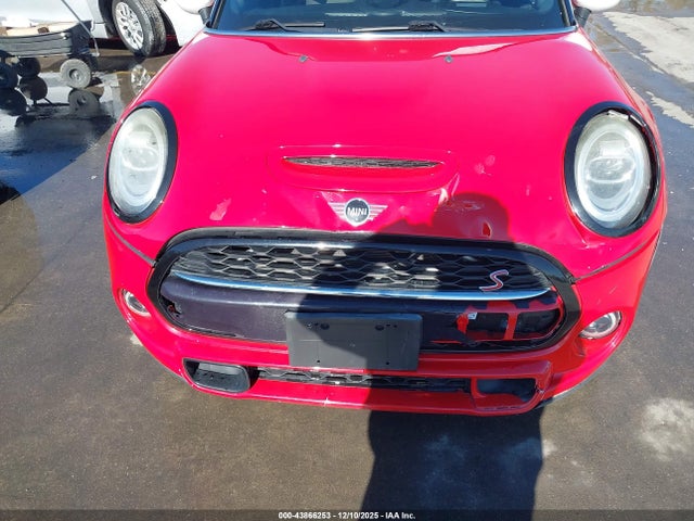2021 MINI HARDTOP WMWXR5C05M2N59757 Photo 9