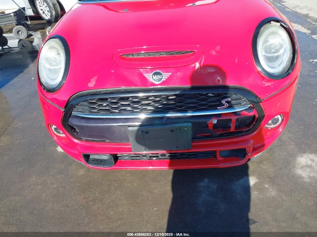 2021 MINI HARDTOP WMWXR5C05M2N59757 Photo 5