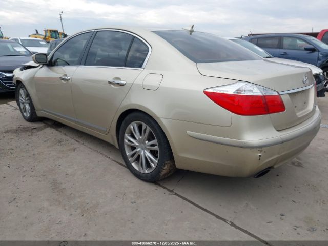 2011 HYUNDAI GENESIS KMHGC4DF2BU131840 Photo 2