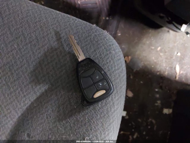 43866304 :رقم المزاد ، 2A4GP54L16R809821 vin ، 2006 Chrysler Town & Country Touring مزاد بيع