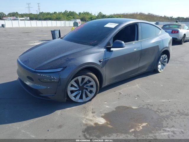2026 TESLA MODEL Y 7SAYGDEDXTA471872 Photo 1