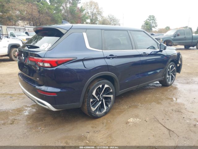 2022 MITSUBISHI OUTLANDER JA4J4UA83NZ021720 Photo 3