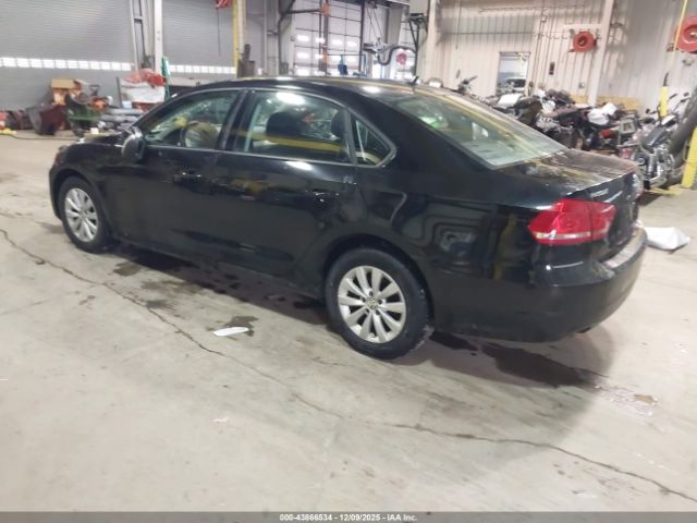 2012 VOLKSWAGEN PASSAT 1VWAP7A3XCC018300 Photo 2