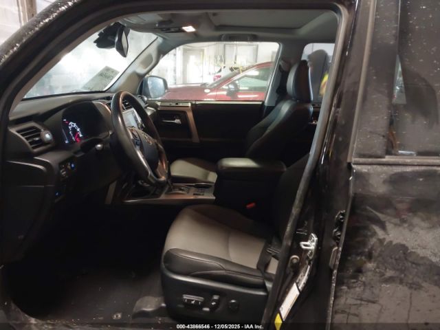 2021 TOYOTA 4RUNNER JTENU5JR6M5879240 Photo 4