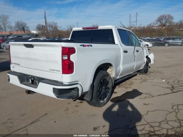 2023 CHEVROLET SILVERADO 1500 1GCPDBEK8PZ205550 Photo 3