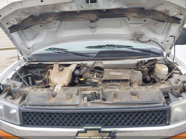 1GAZGPFG1H1131355 Chevrolet Express 3500 Lt