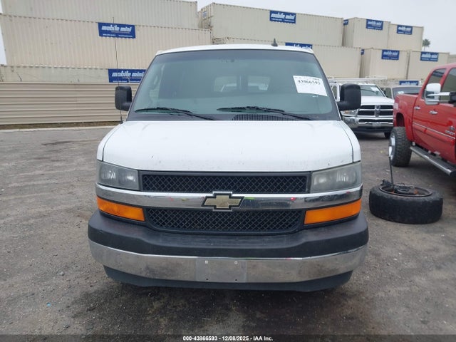 1GAZGPFG1H1131355 Chevrolet Express 3500 Lt