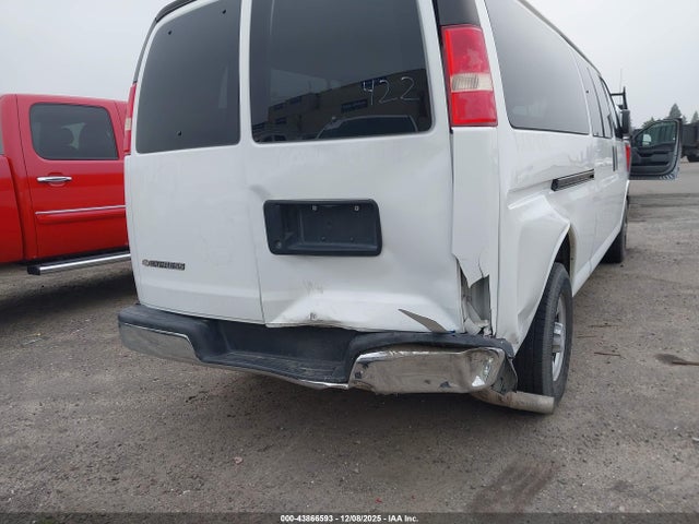 1GAZGPFG1H1131355 Chevrolet Express 3500 Lt