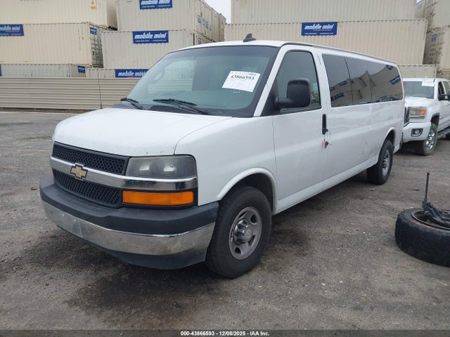 1GAZGPFG1H1131355 Chevrolet Express 3500 Lt