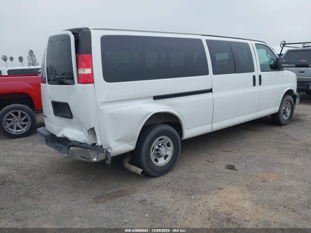 1GAZGPFG1H1131355 Chevrolet Express 3500 Lt