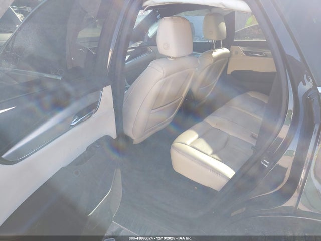 2019 CADILLAC XT5 1GYKNDRS1KZ272636 Photo 7