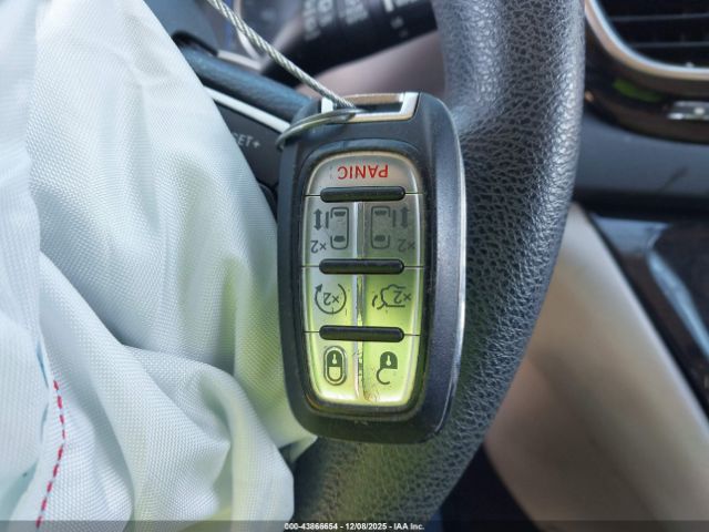 2020 CHRYSLER VOYAGER 2C4RC1DG1LR176819 Photo 10