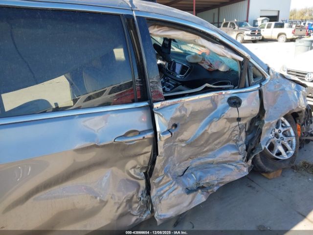 2020 CHRYSLER VOYAGER 2C4RC1DG1LR176819 Photo 5