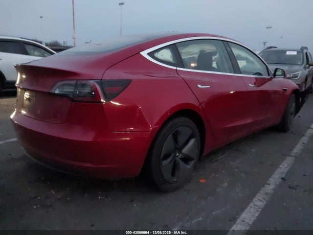 2018 TESLA MODEL 3 5YJ3E1EA6JF027602 Photo 3