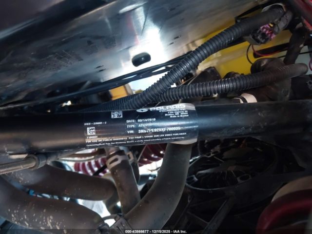 2019 POLARIS RZR 3NSVPE92XKF780935 Photo 9