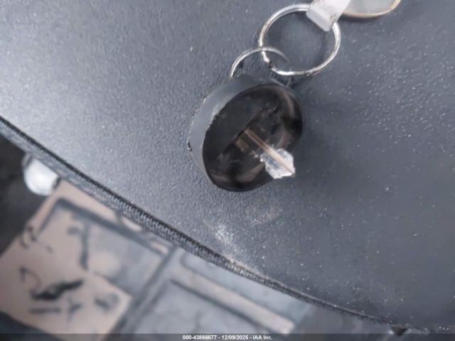 2019 POLARIS RZR 3NSVPE92XKF780935 Photo 10