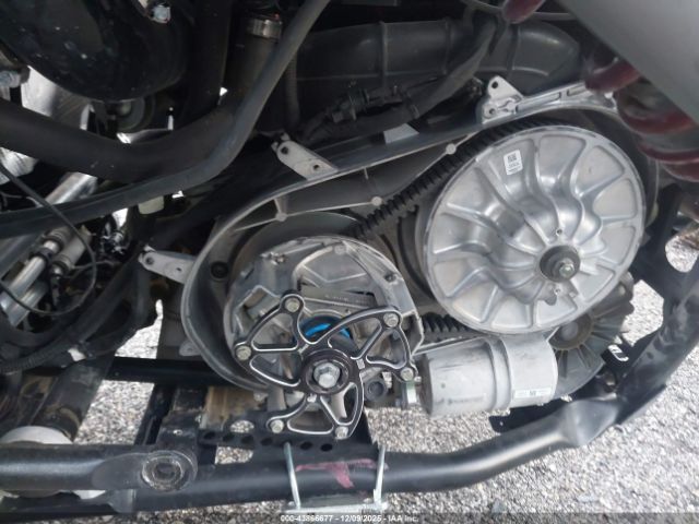 2019 POLARIS RZR 3NSVPE92XKF780935 Photo 8