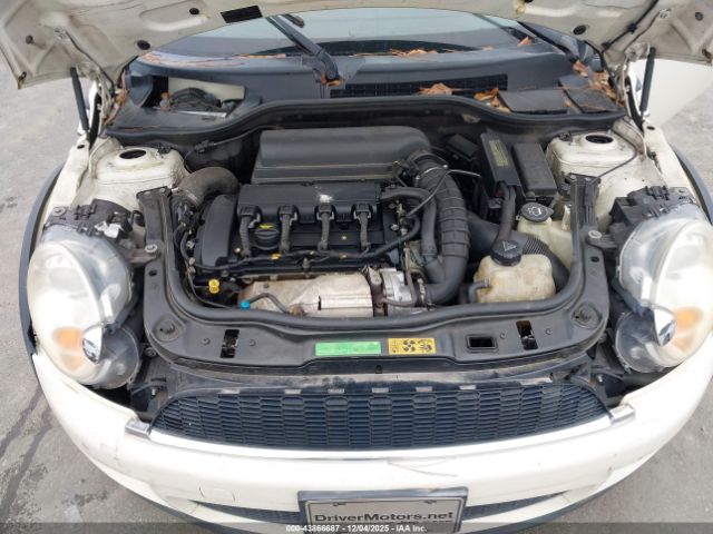 2008 MINI COOPER S CLUBMAN WMWMM33588TP87351 Photo 9