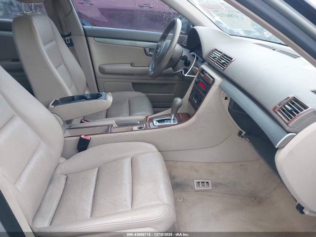 2004 AUDI A4 WAUJC68E44A118628 Photo 4