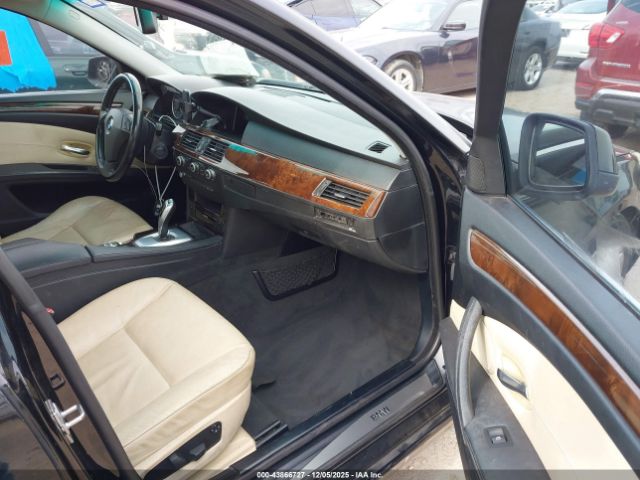 2010 BMW 528I WBANU5C50AC365516 Photo 4