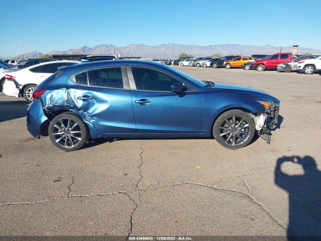 3MZBN1L31JM194247 Mazda Mazda3 Touring