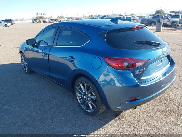 3MZBN1L31JM194247 Mazda Mazda3 Touring