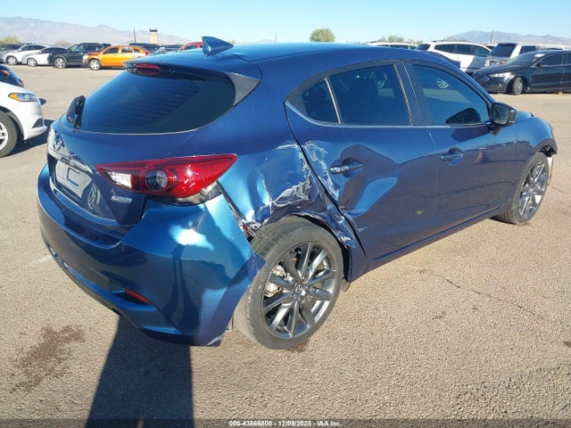 3MZBN1L31JM194247 Mazda Mazda3 Touring