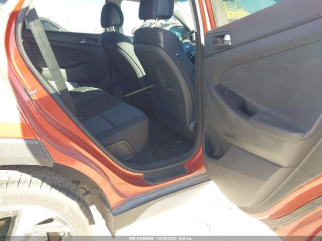 2017 HYUNDAI TUCSON KM8J33A29HU474851 Photo 7