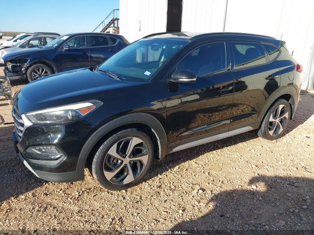 2018 HYUNDAI TUCSON KM8J33A28JU670933 Photo 1