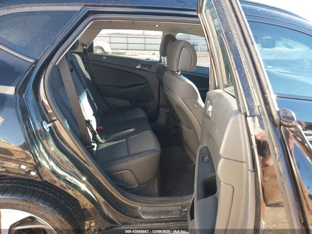 2018 HYUNDAI TUCSON KM8J33A28JU670933 Photo 7