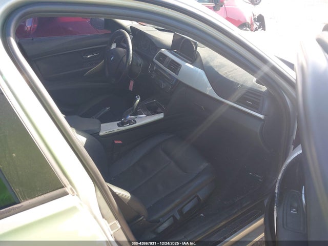 2016 BMW 320I WBA8E1G57GNU10400 Photo 4