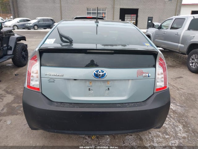 JTDKN3DU3F1938280 Toyota Prius Four