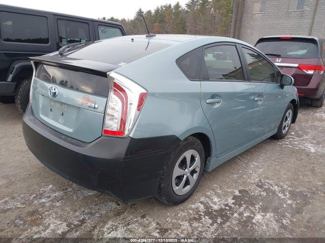 JTDKN3DU3F1938280 Toyota Prius Four
