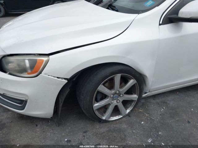 2016 VOLVO V60 YV140MEK3G1290221 Photo 5