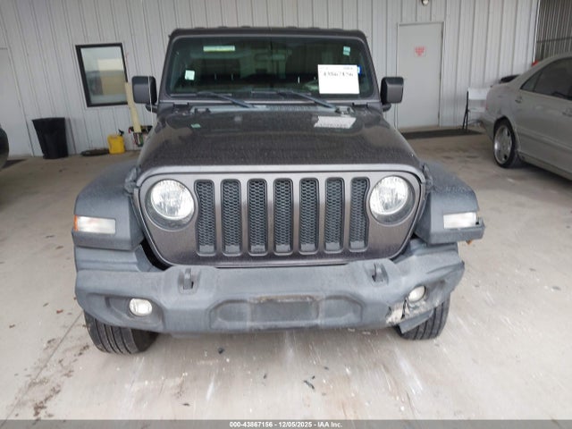 1C4HJXDG6NW272783 Jeep Wrangler Unlimited Sport Altitude 4x4