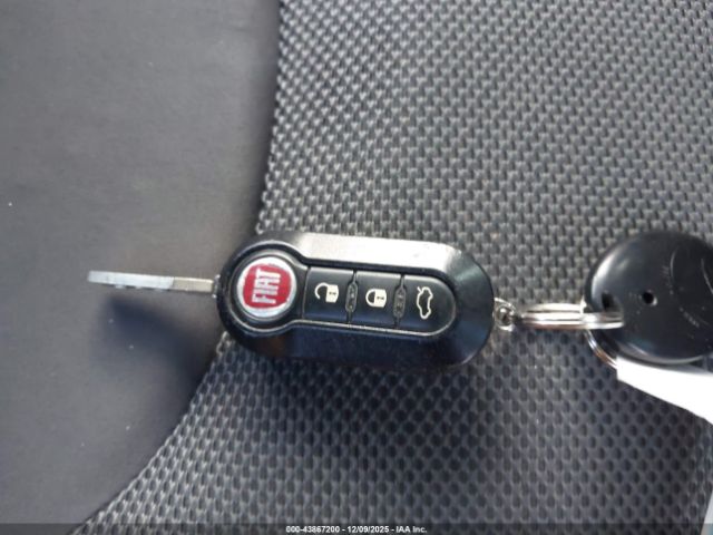 2014 FIAT 500L ZFBCFADH0EZ007084 Photo 10